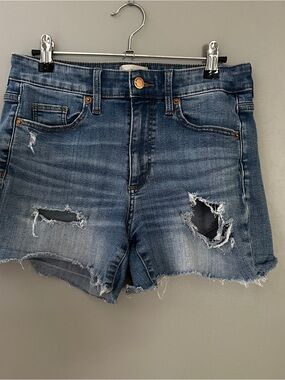 Universal Thread High Rise Midi Distressed Denim Shorts Size 4/27R